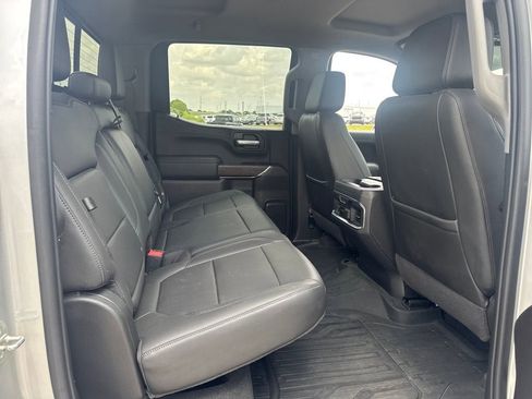 Used 2020 GMC Sierra 1500 SLT w/ SLT Premium Package AWD/4WD image 14