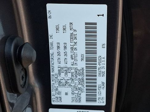 Used 2024 Toyota Tundra SR5 w/ SR5 Convenience Package AWD/4WD image 27