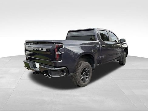 Used 2024 Chevrolet Silverado 1500 Custom Trail Boss AWD/4WD image 2