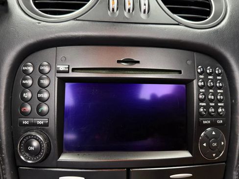 Used 2012 Mercedes-Benz SL 550 w/ SL Wheel Pkg image 26