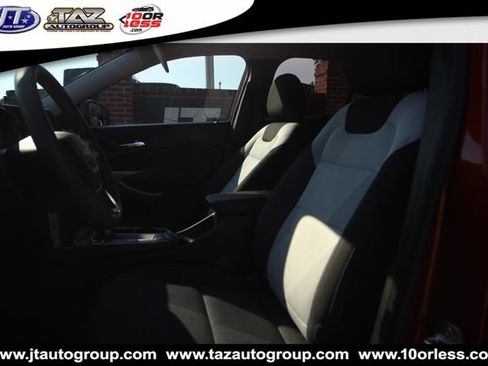Used 2024 Chevrolet Trax LS FWD image 10