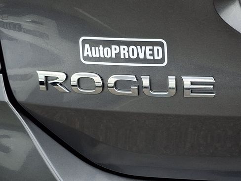Used 2019 Nissan Rogue SV AWD/4WD image 30
