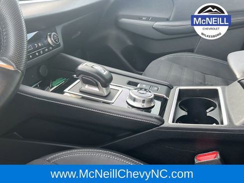 Used 2022 Mitsubishi Outlander SE image 17