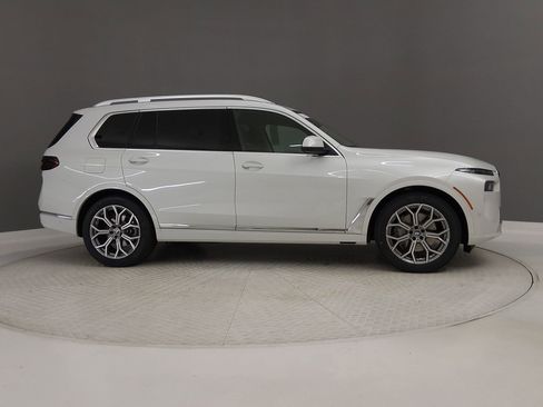 New 2026 BMW X7 xDrive40i image 6