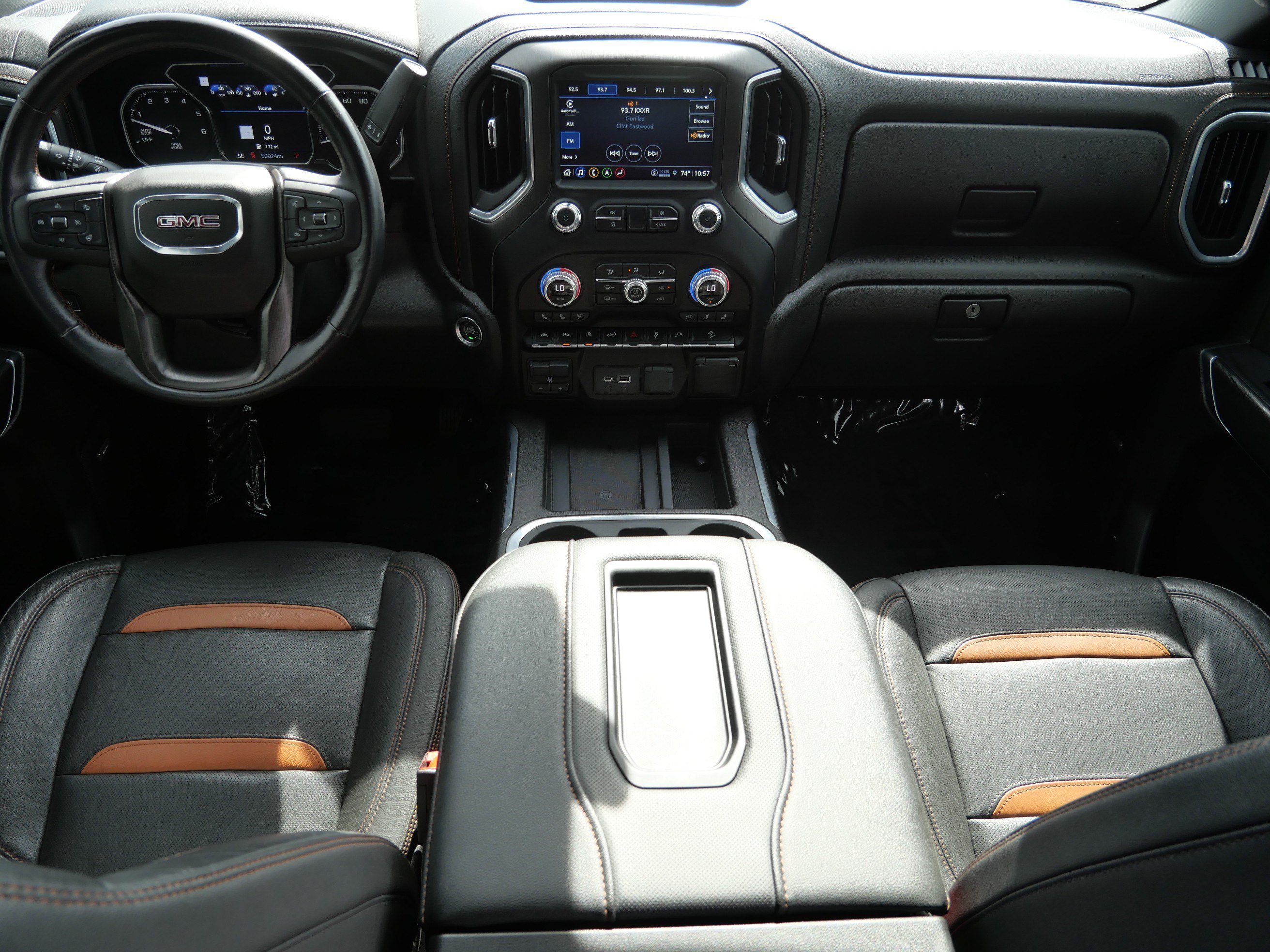 Used 2021 GMC Sierra 1500 AT4 w/ AT4 Value Package AWD/4WD image 8