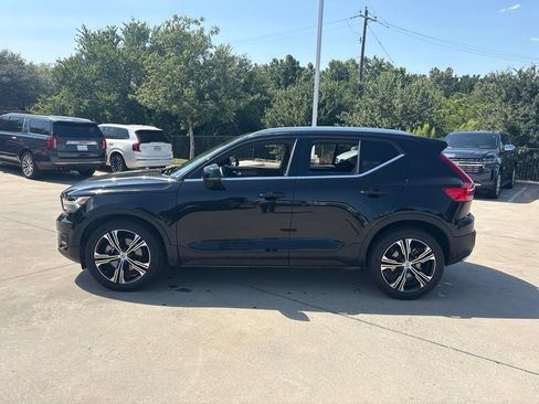 Used 2020 Volvo XC40 T4 Inscription FWD image 8