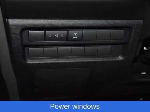 New 2026 Mitsubishi Outlander ES image 9