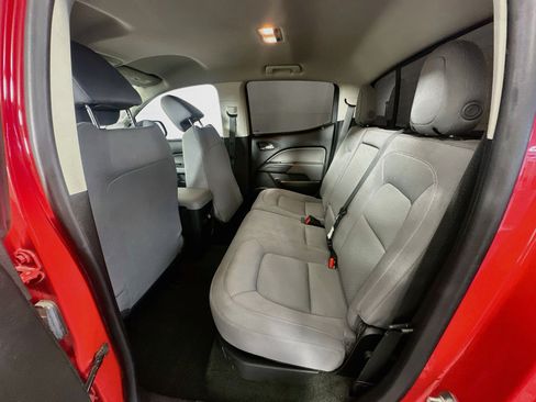 Used 2016 Chevrolet Colorado LT w/ LT Convenience Package RWD image 25