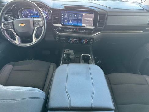 Used 2023 Chevrolet Silverado 1500 LT image 9