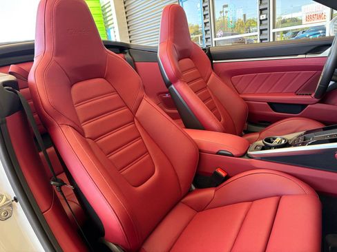 Used 2023 Porsche 911 Turbo image 40