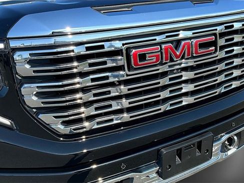 Used 2022 GMC Sierra 1500 Denali image 27