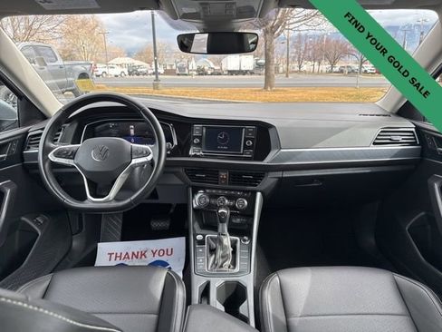 Used 2024 Volkswagen Jetta SE image 12