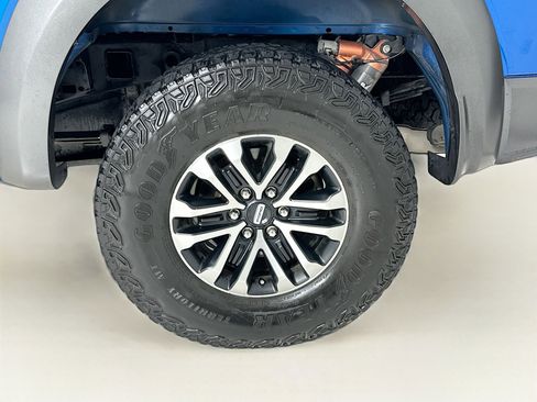 Used 2020 Ford F150 Raptor w/ Equipment Group 802A Luxury AWD/4WD image 33