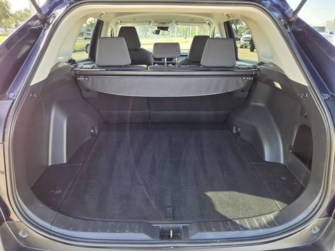 Used 2025 Toyota RAV4 XLE FWD image 30