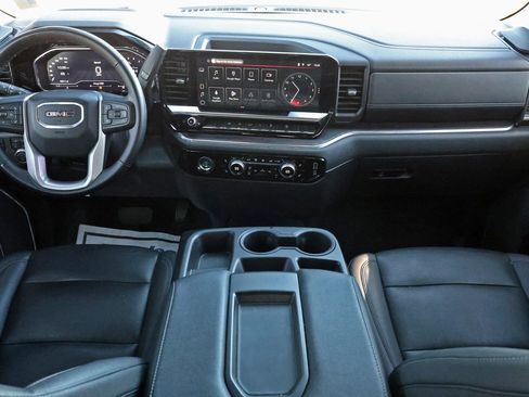 Used 2024 GMC Sierra 1500 SLT w/ X31 Off-Road Package image 2