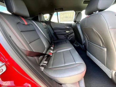 New 2026 Chevrolet Trax RS w/ Sunroof Package FWD image 25