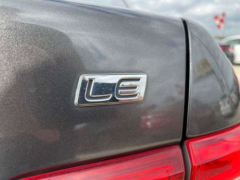 Used 2013 Toyota Corolla LE Special Edition image 12