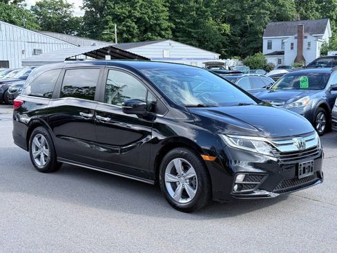 Used 2018 Honda Odyssey EX image 17