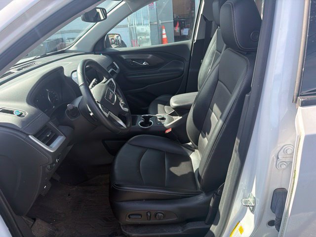 Used 2024 GMC Terrain SLT w/ LPO, Floor Liner Package AWD/4WD image 10