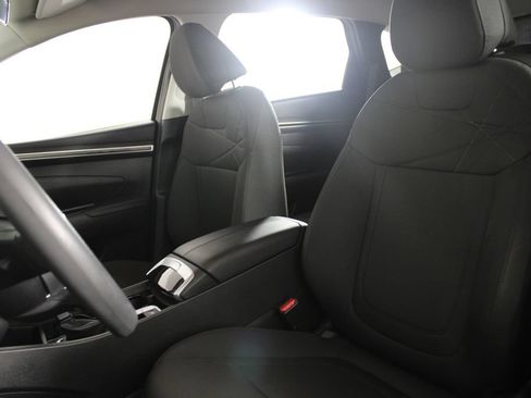 Certified 2024 Hyundai Tucson SE FWD image 19