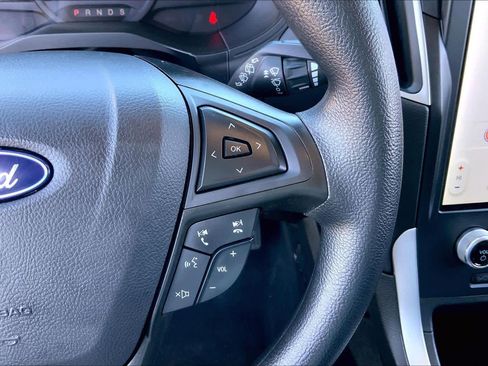 Certified 2024 Ford Edge SE w/ Black Appearance Package image 21