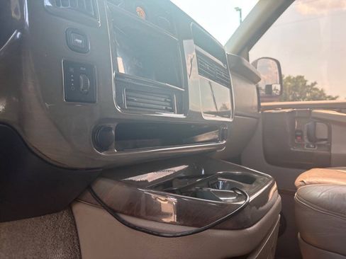 Used 2003 Chevrolet Express 1500 w/ Preferred Equipment Group 4 RWD image 22
