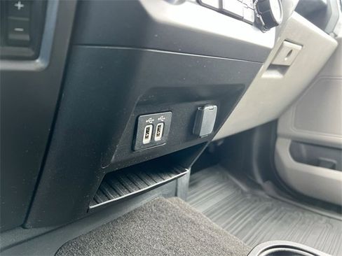 Used 2019 Ford F150 XLT w/ Equipment Group 302A Luxury image 32