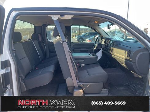 Used 2013 Chevrolet Silverado 2500 LT w/ Convenience Package image 9