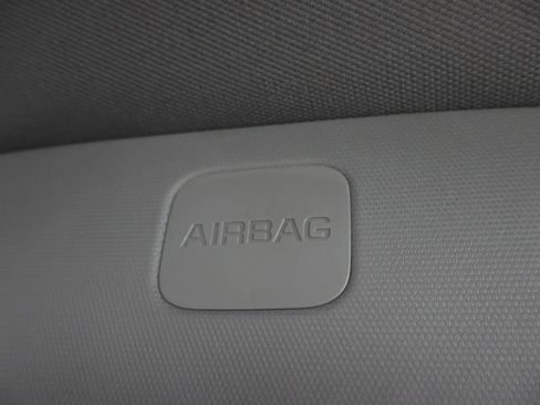 Used 2024 Chevrolet Silverado 2500 Custom w/ Custom Value Package image 43