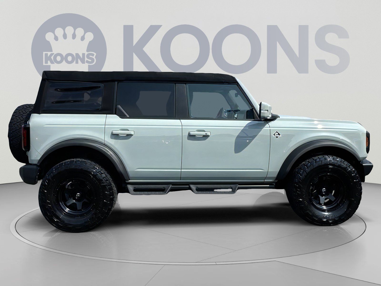 Used 2023 Ford Bronco Outer Banks w/ Sasquatch Package AWD/4WD image 12