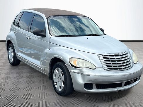 Used 2007 Chrysler PT Cruiser FWD image 3