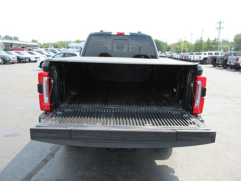 Used 2026 Ford F250 Platinum AWD/4WD image 9