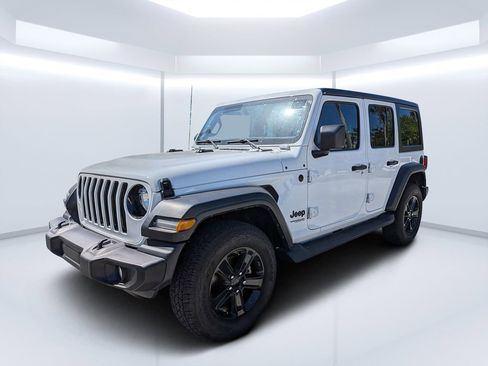 Used 2022 Jeep Wrangler Unlimited Sport image 7