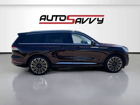 Used 2023 Lincoln Aviator Black Label w/ Dynamic Handling Package AWD/4WD image 8