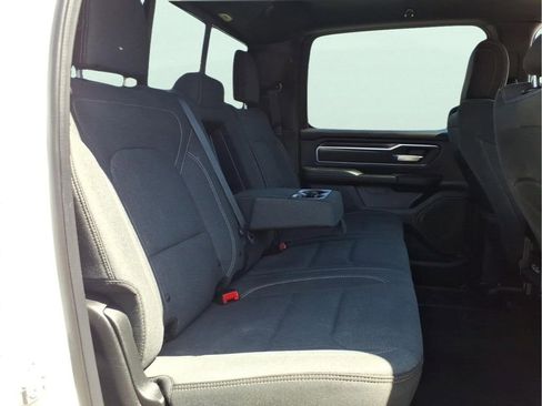 Used 2019 RAM 1500 Big Horn AWD/4WD image 15
