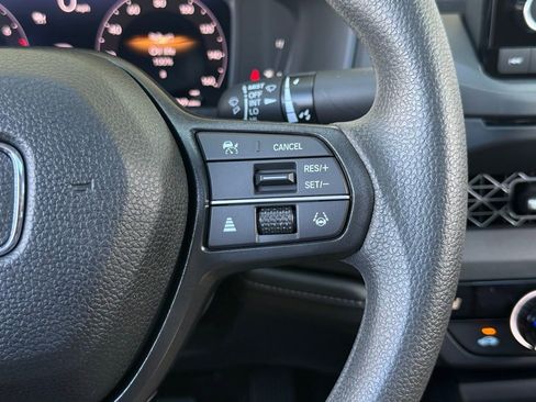 Used 2025 Honda Accord SE image 28