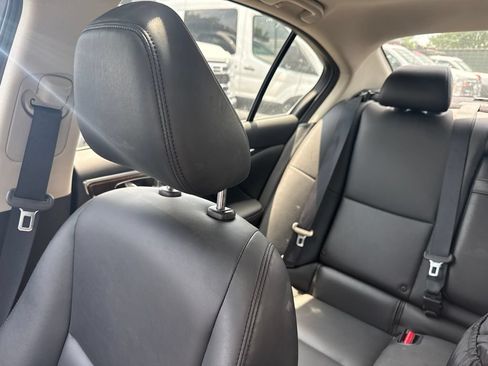 Used 2019 INFINITI Q50 Luxe w/ Essential Package (3.0T Luxe) AWD/4WD image 17