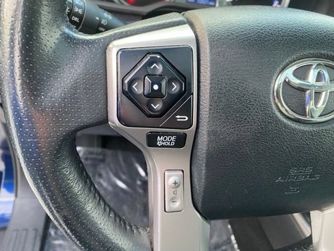 Used 2018 Toyota 4Runner SR5 Premium AWD/4WD image 25