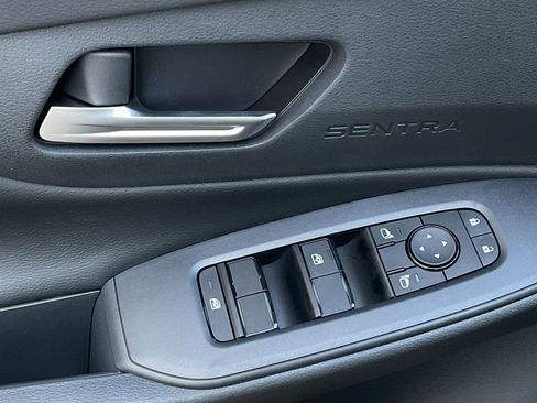New 2026 Nissan Sentra SV w/ SV Convenience Package FWD image 11