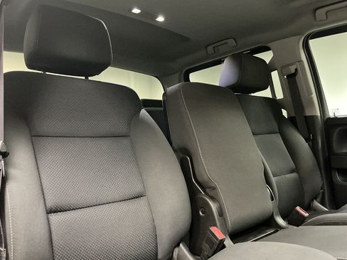 Used 2016 Chevrolet Silverado 1500 LT AWD/4WD image 32