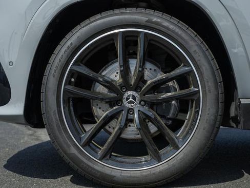 New 2026 Mercedes-Benz GLS 450 4MATIC image 19