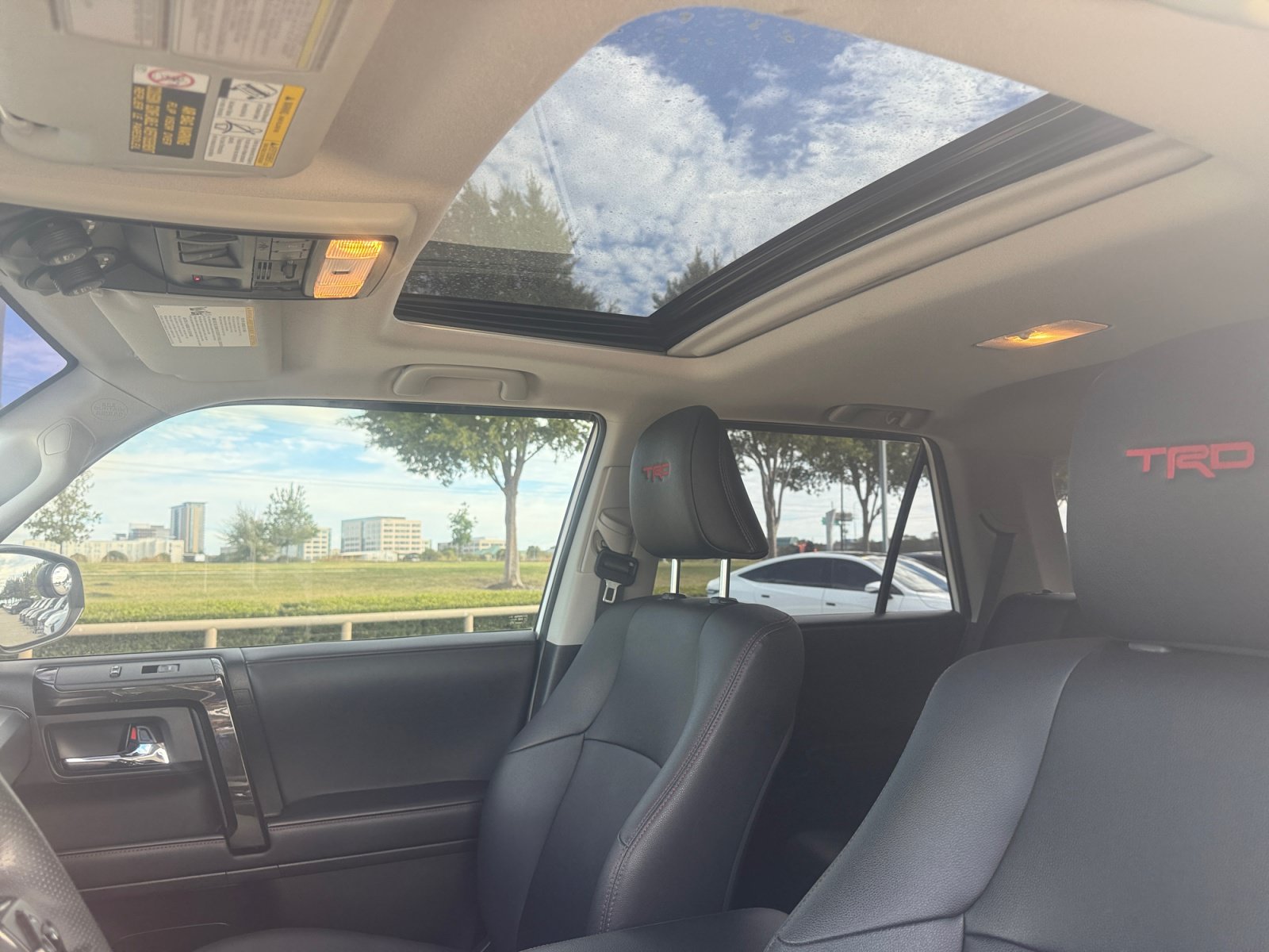 Used 2020 Toyota 4Runner Venture w/ Moonroof Package AWD/4WD image 27