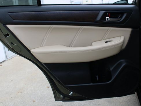 Used 2019 Subaru Outback 2.5i Limited w/ Popular Package #2 image 20