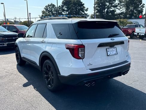Used 2024 Ford Explorer ST w/ Equipment Group 401A AWD/4WD image 5