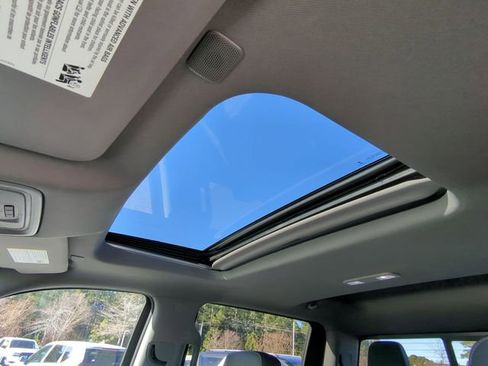 Used 2021 GMC Sierra 1500 Denali w/ Driver Alert Package II image 35