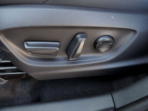 Used 2023 Subaru Solterra AWD image 16
