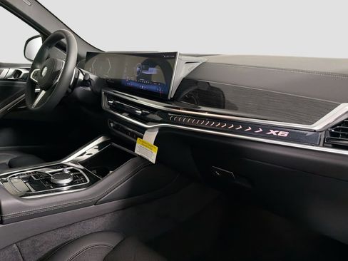 New 2026 BMW X6 xDrive40i w/ Climate Comfort Package image 29