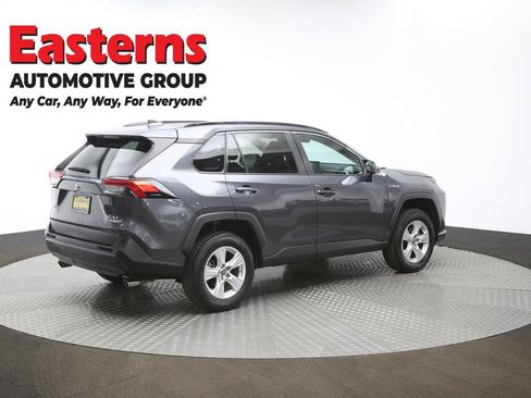 Used 2021 Toyota RAV4 LE image 41