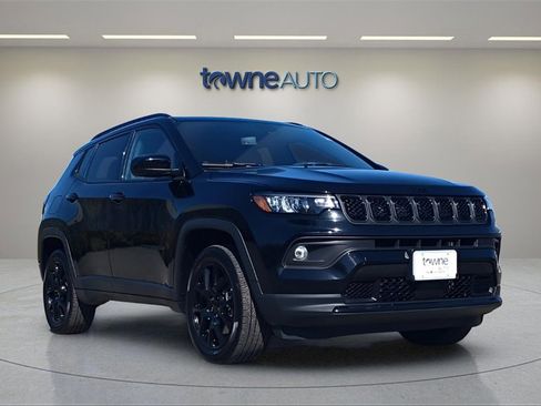 Certified 2023 Jeep Compass Altitude w/ Convenience Group image 7