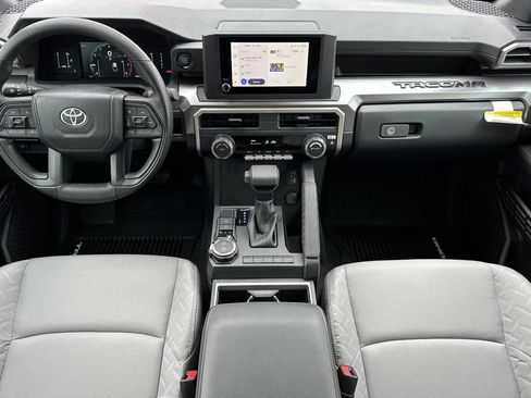 Certified 2025 Toyota Tacoma SR5 AWD/4WD image 12